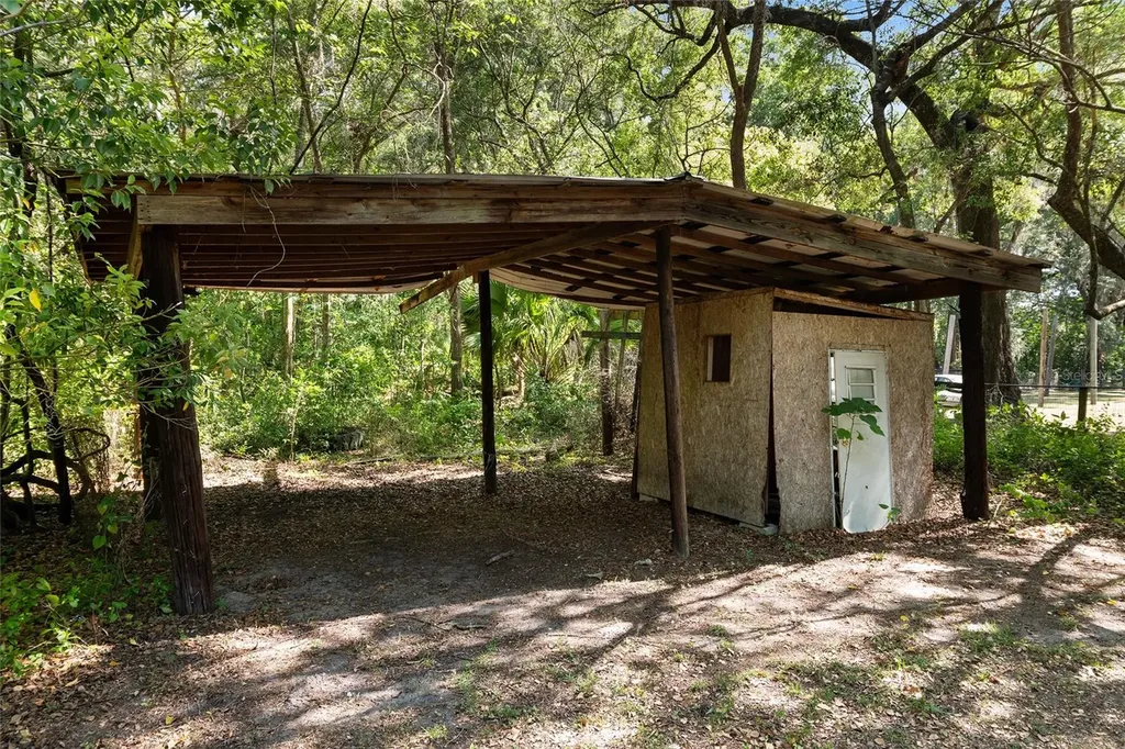 4329 NW 155th Street Reddick FL 32686