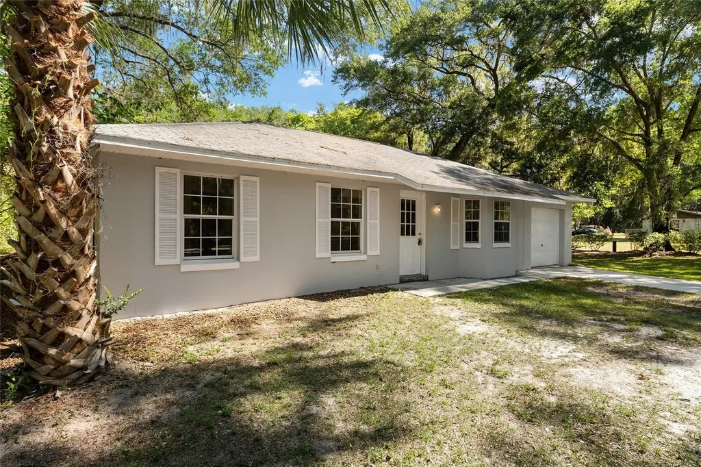 4329 NW 155th Street Reddick FL 32686