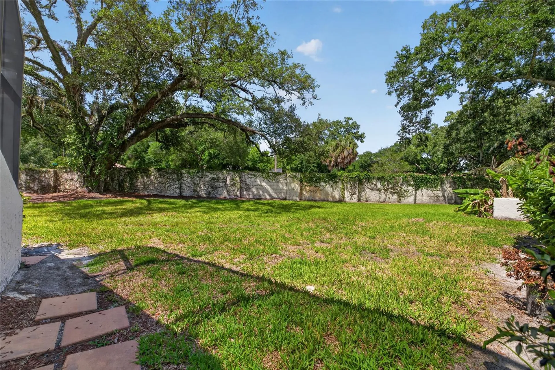 4203 Fairway Run Tampa FL 33618