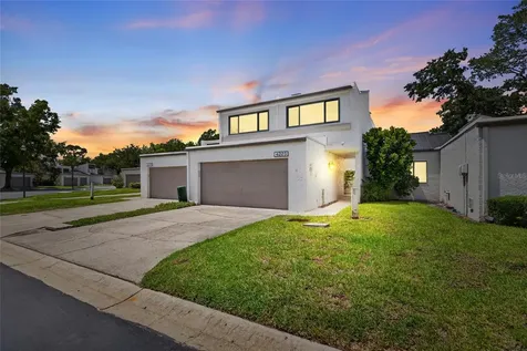 4203 Fairway Run Tampa FL 33618