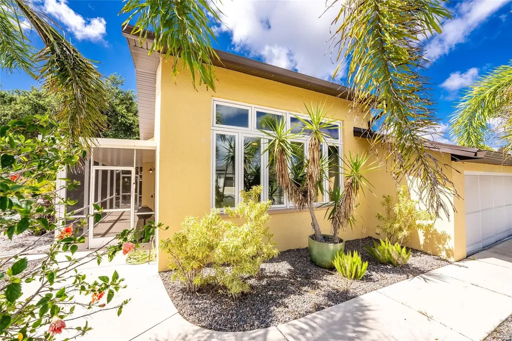 2532 Dixon Terrace Port Charlotte FL 33981