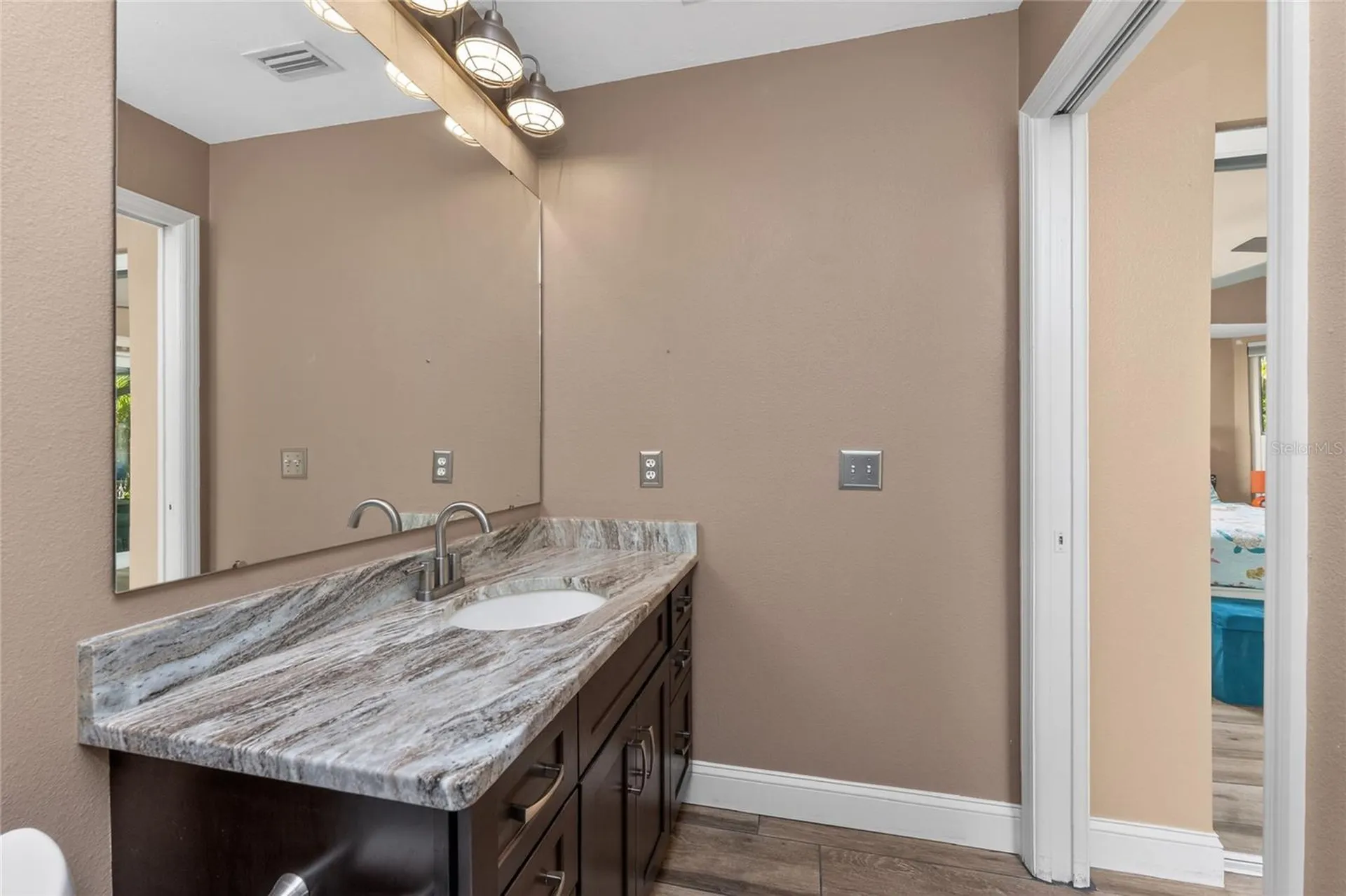 2532 Dixon Terrace Port Charlotte FL 33981