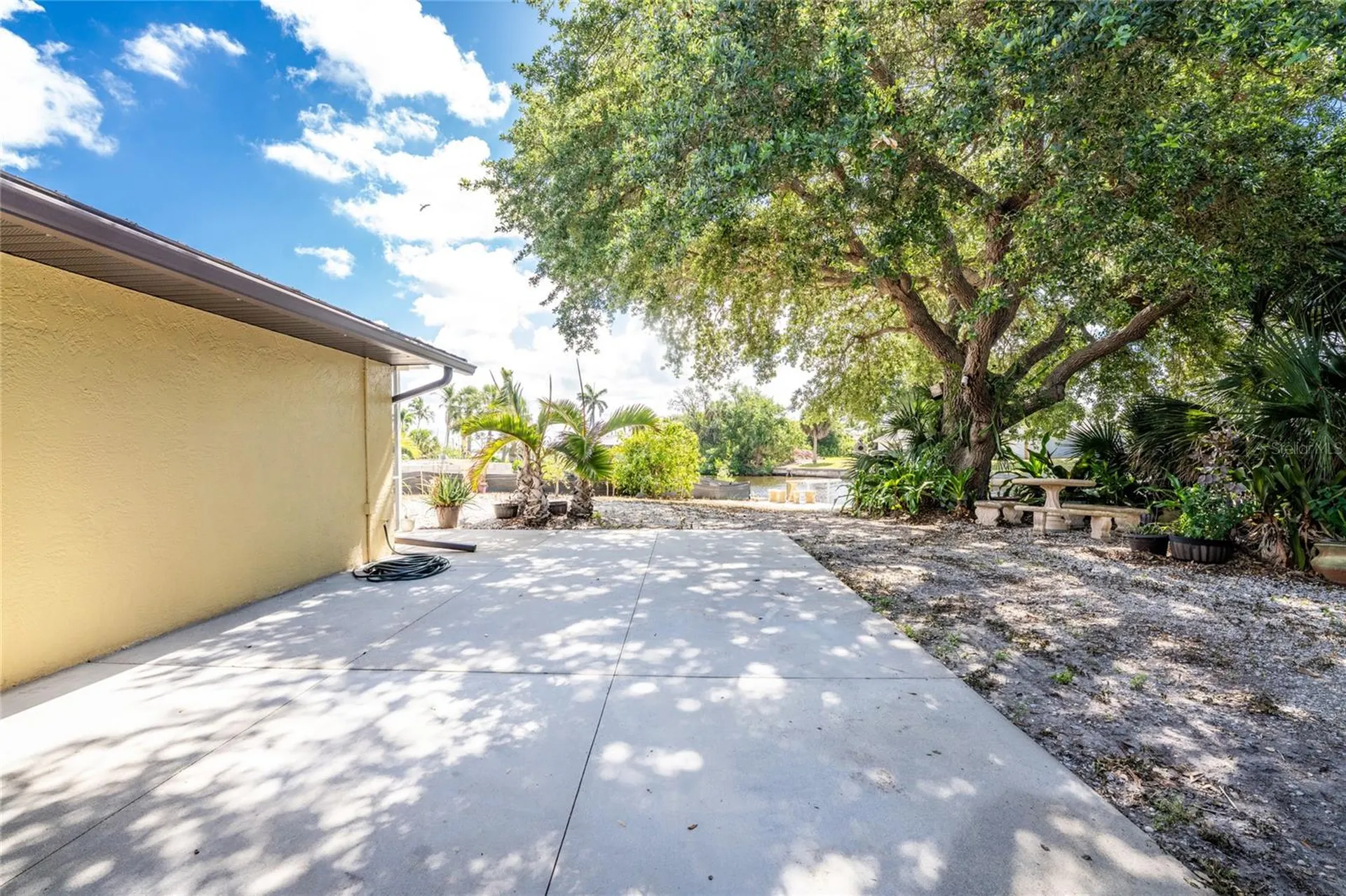 2532 Dixon Terrace Port Charlotte FL 33981