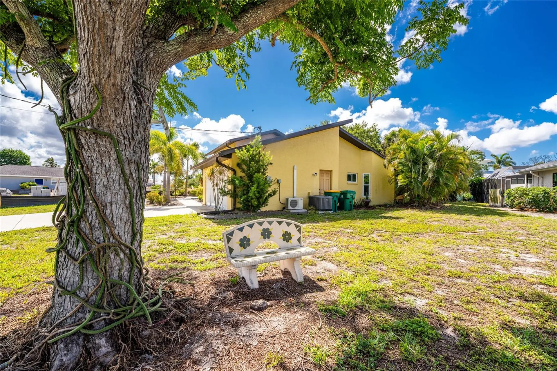 2532 Dixon Terrace Port Charlotte FL 33981