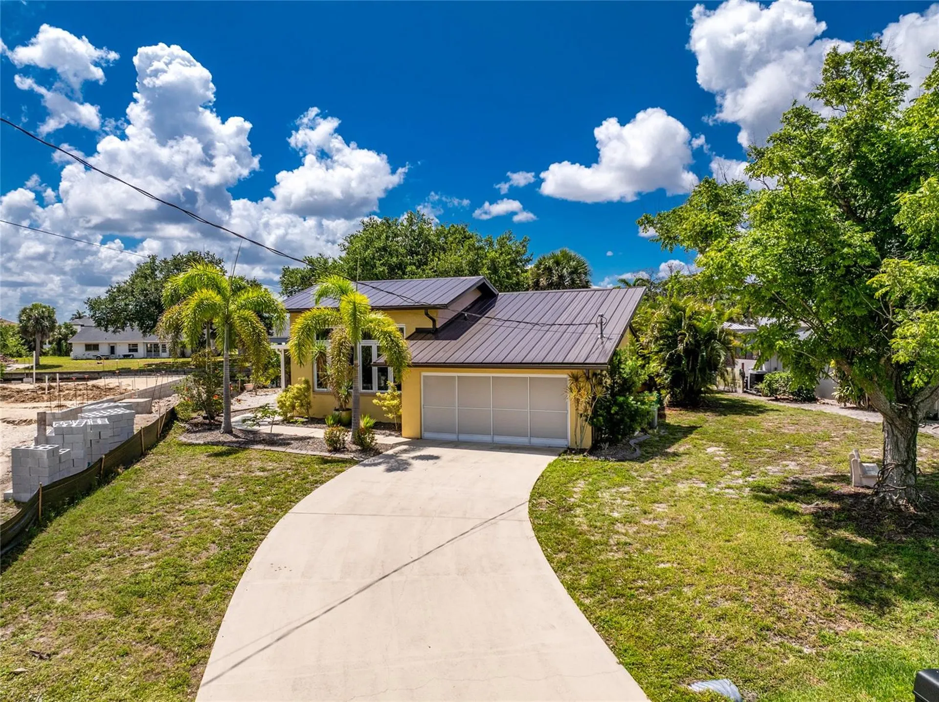 2532 Dixon Terrace Port Charlotte FL 33981