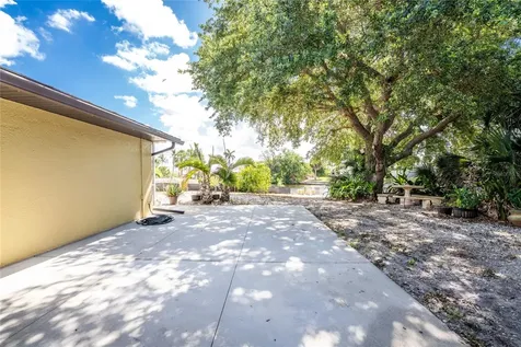2532 Dixon Terrace Port Charlotte FL 33981