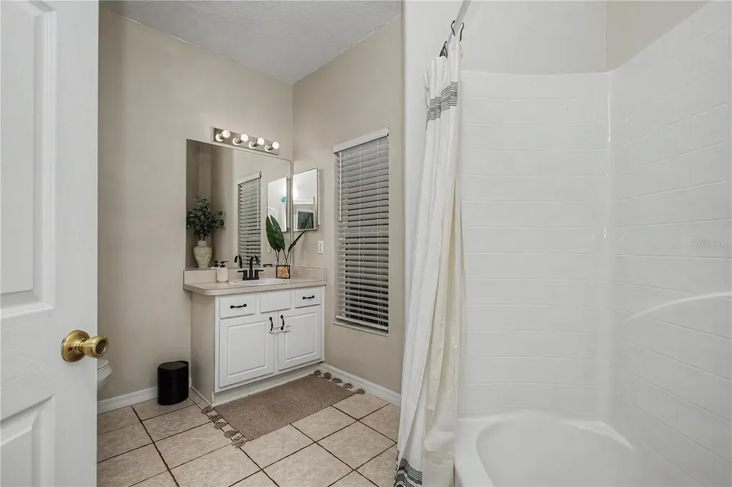 2415 NE 29th Terrace Ocala FL 34470