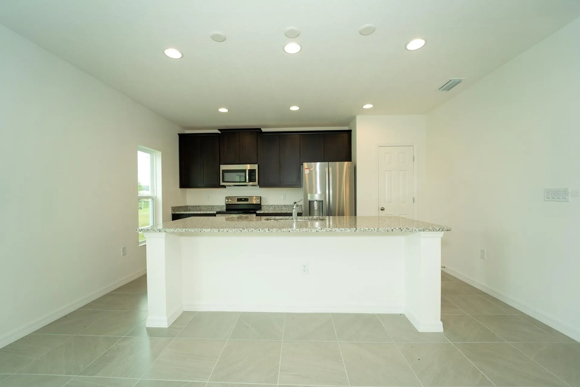 1673 Swan Swim Drive Davenport FL 33837
