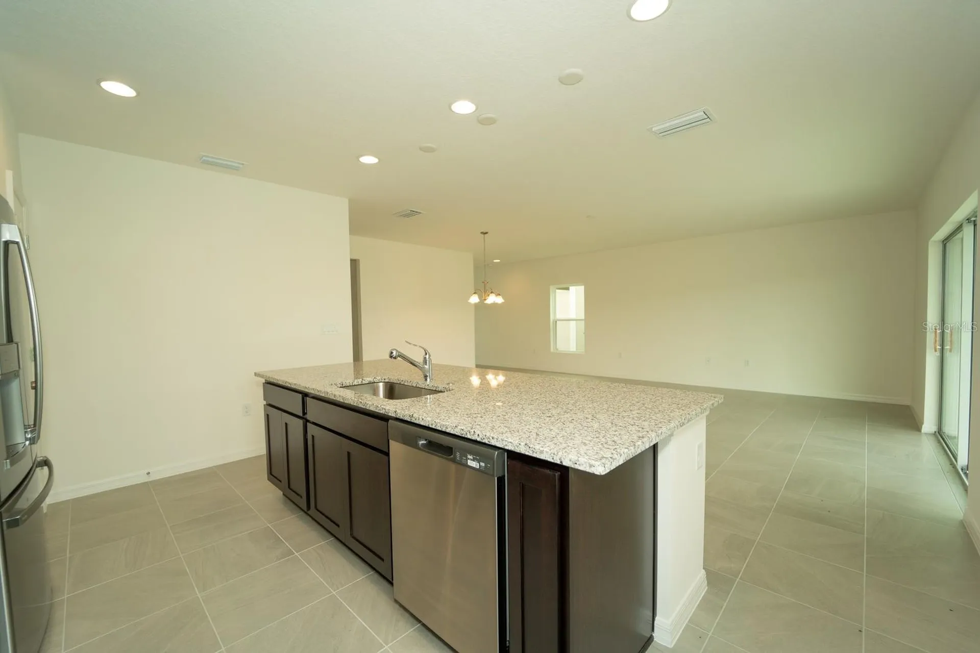 1673 Swan Swim Drive Davenport FL 33837