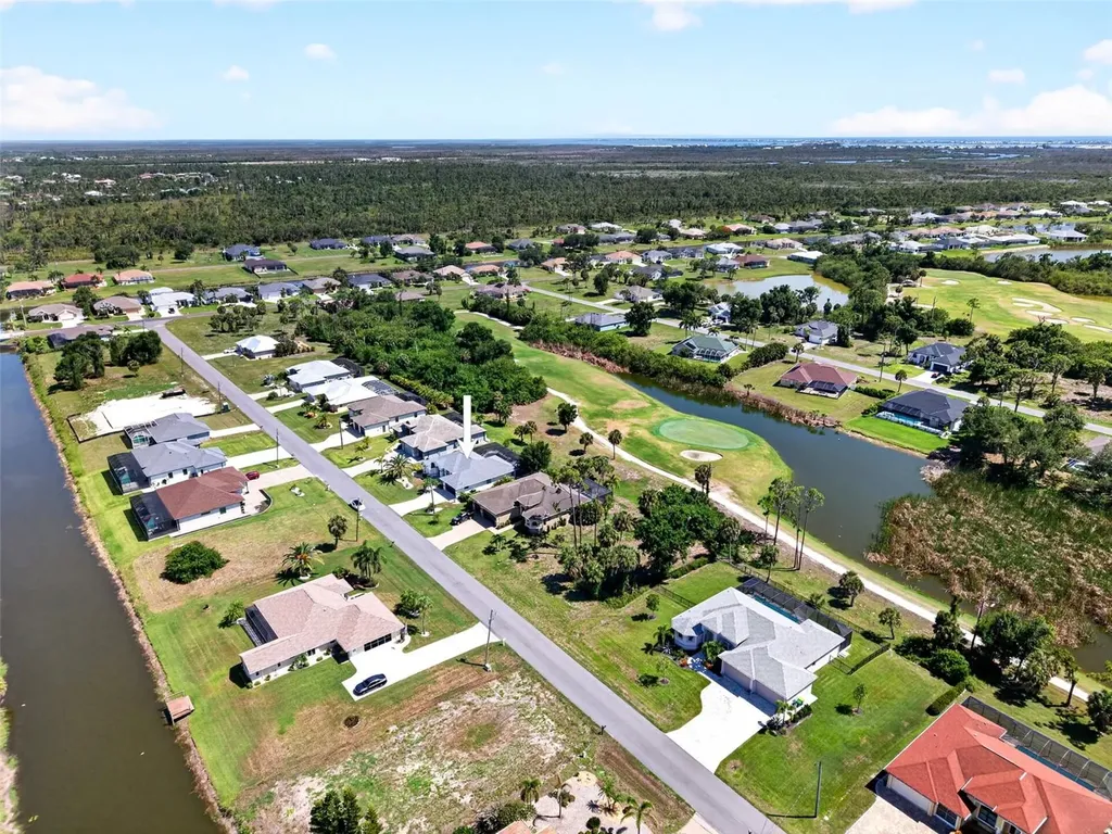 16 Tournament Road Rotonda West FL 33947