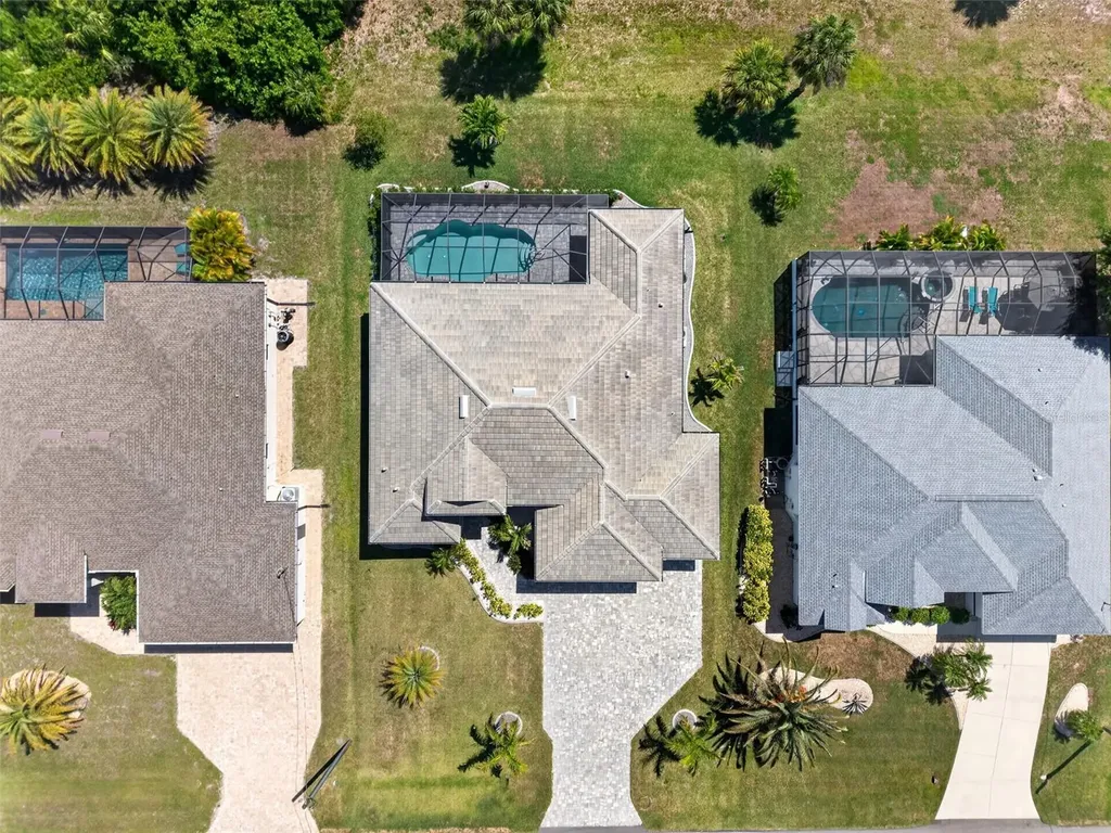 16 Tournament Road Rotonda West FL 33947