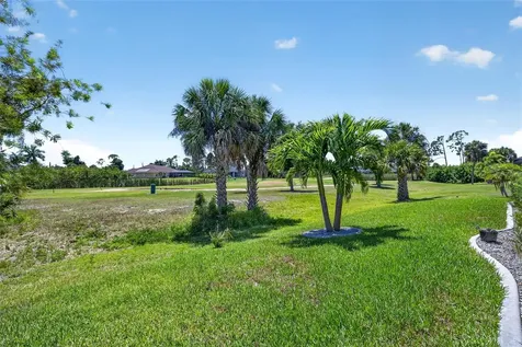 16 Tournament Road Rotonda West FL 33947
