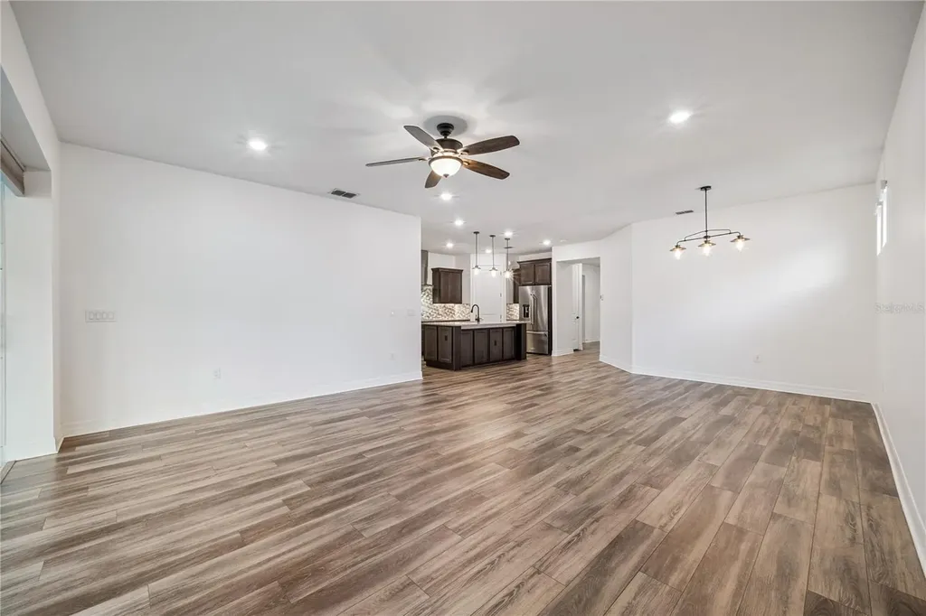 1507 Wild Sweetgrass Way Oakland FL 34787