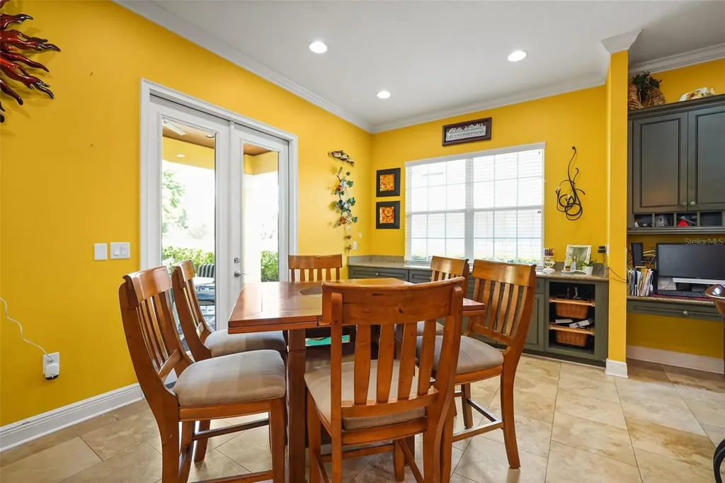 161 Vine Street Oviedo FL 32765