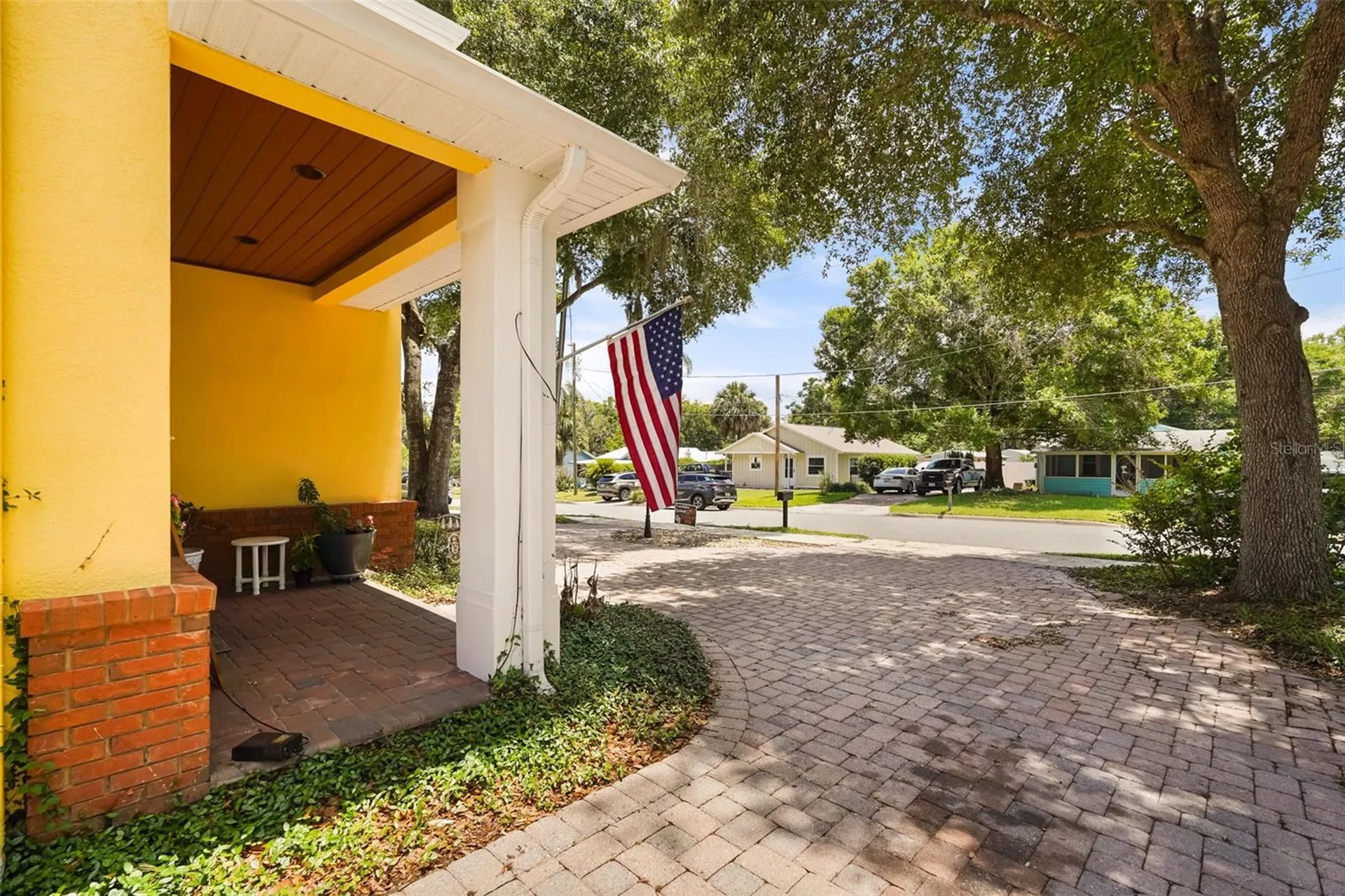 161 Vine Street Oviedo FL 32765