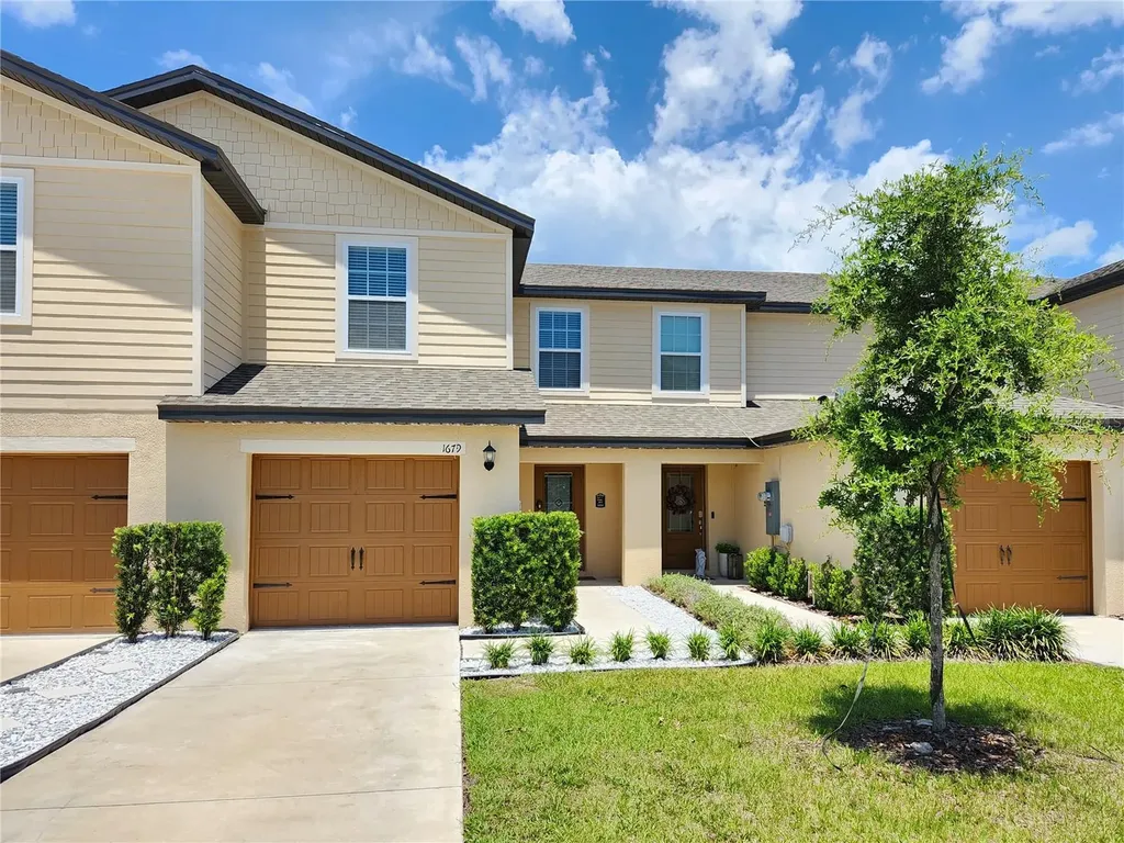 1679 Wynford Circle Tavares FL 32778