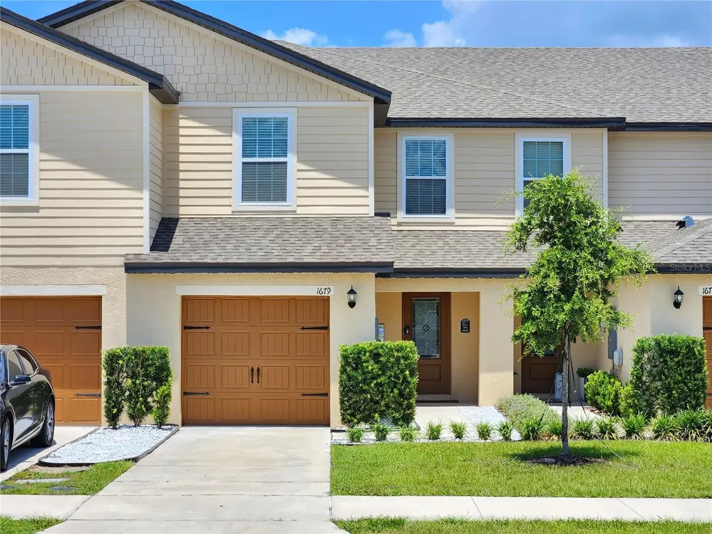 1679 Wynford Circle Tavares FL 32778