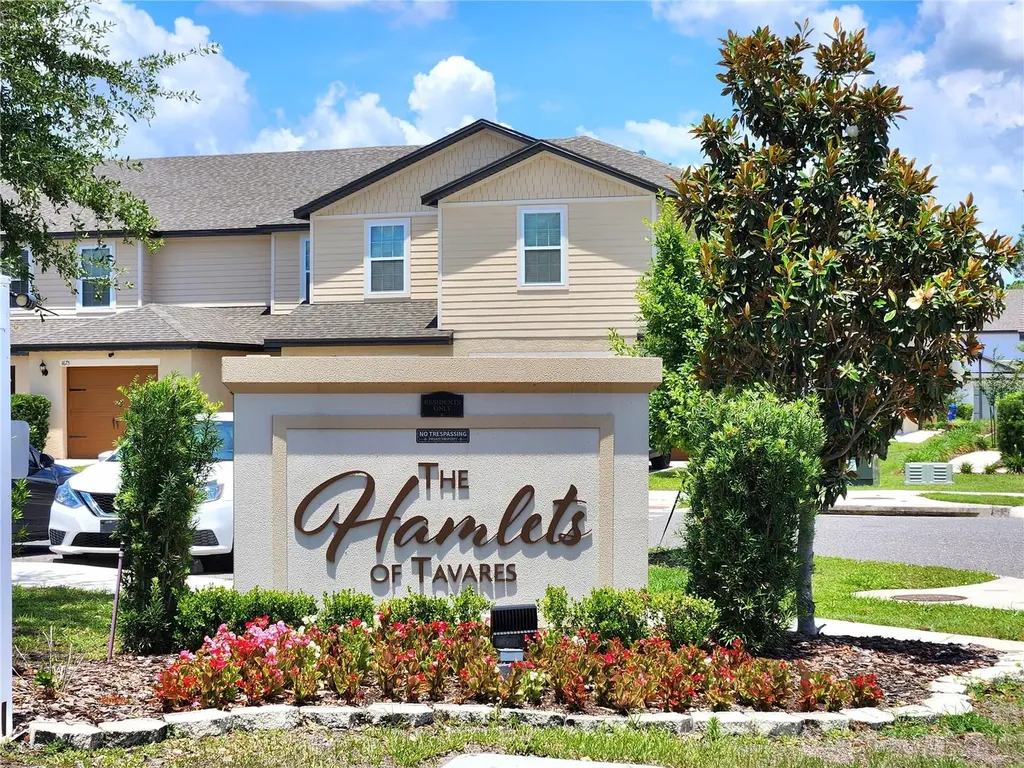 1679 Wynford Circle Tavares FL 32778