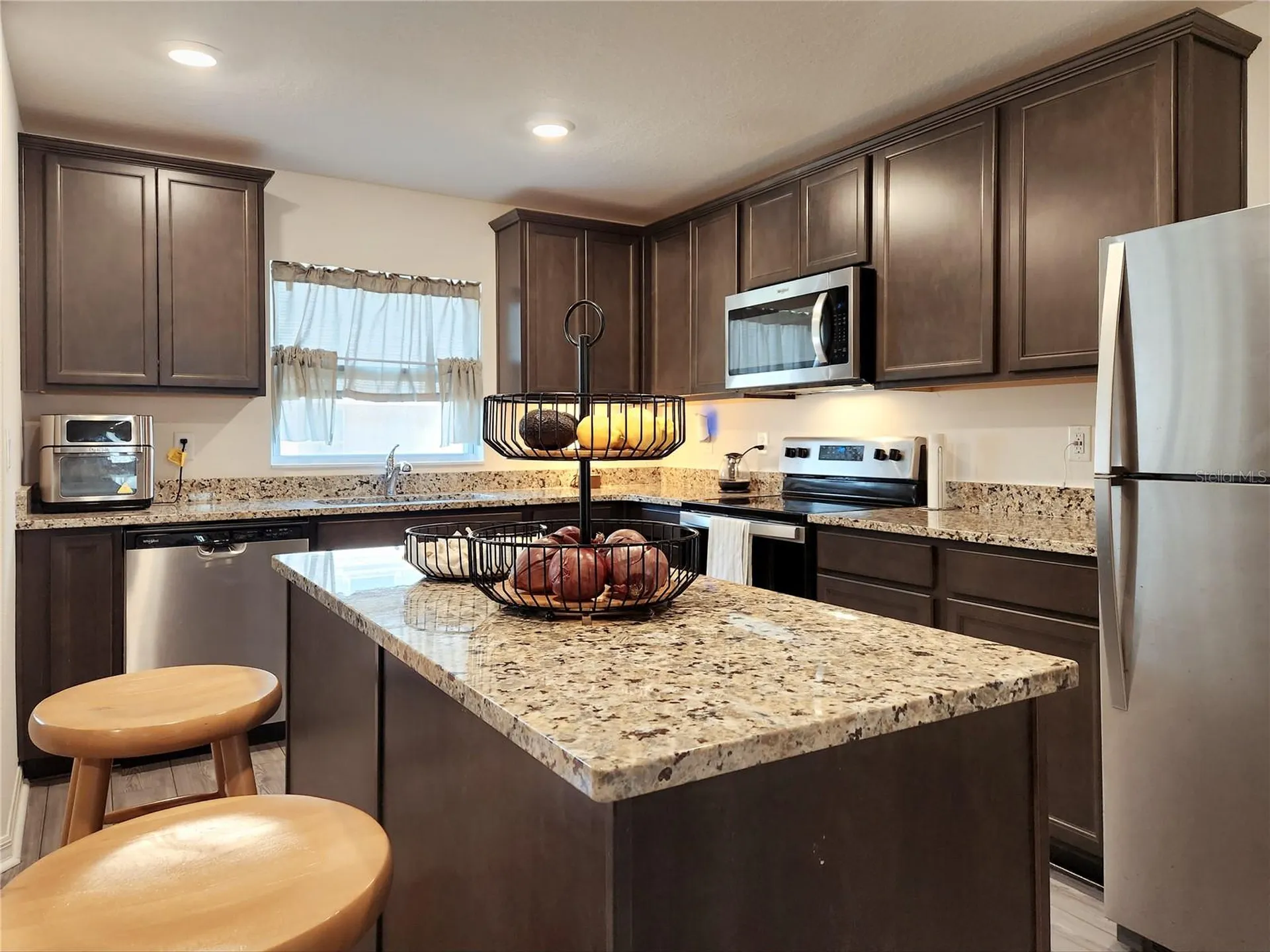 1679 Wynford Circle Tavares FL 32778