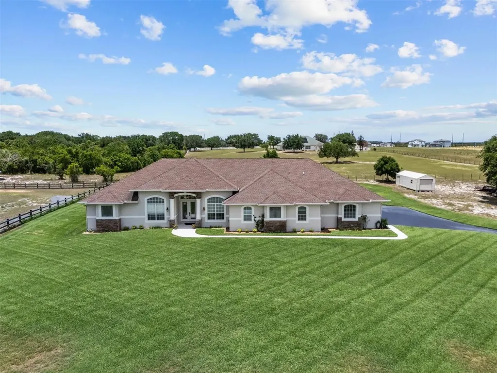 877 N Crooked Lake Drive Babson Park FL 33827