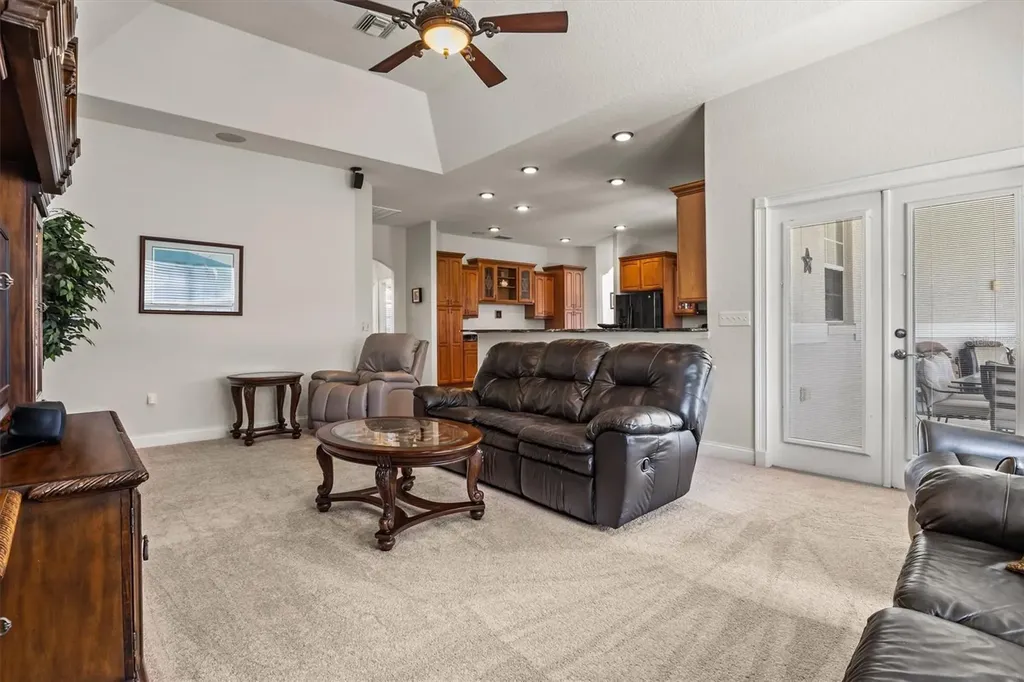 877 N Crooked Lake Drive Babson Park FL 33827