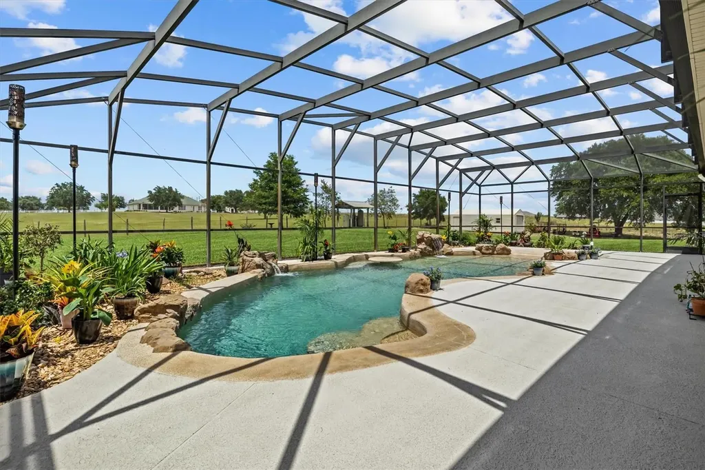 877 N Crooked Lake Drive Babson Park FL 33827