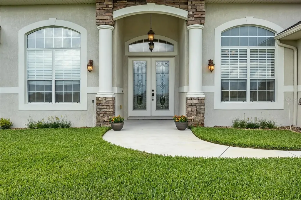 877 N Crooked Lake Drive Babson Park FL 33827