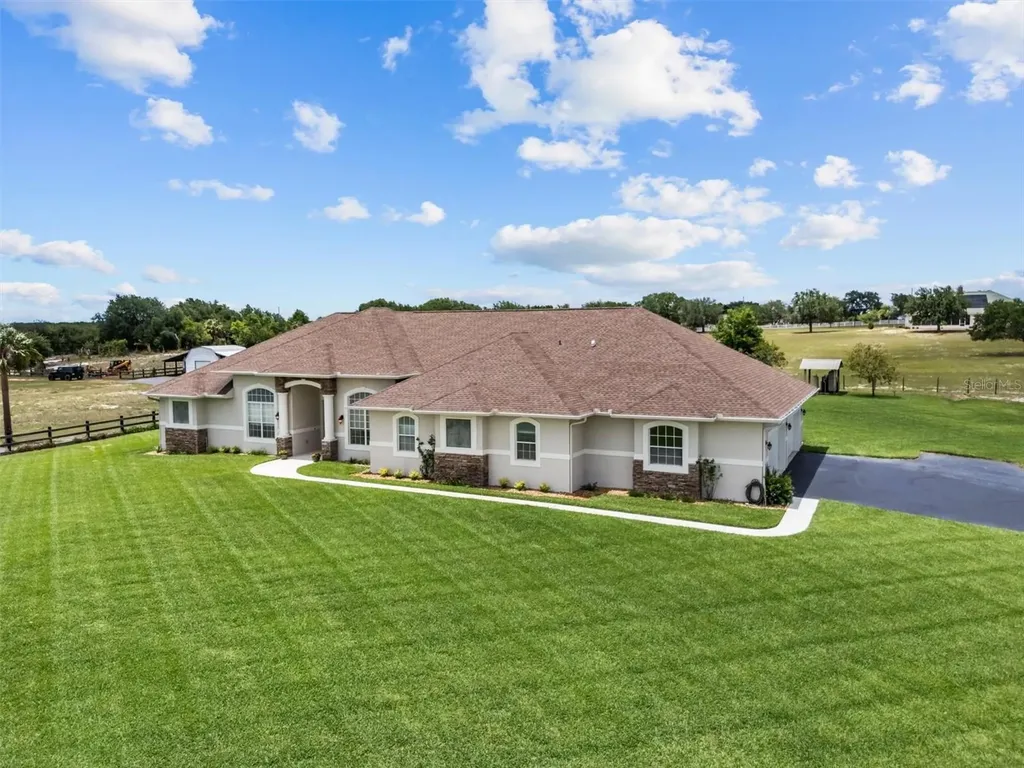 877 N Crooked Lake Drive Babson Park FL 33827