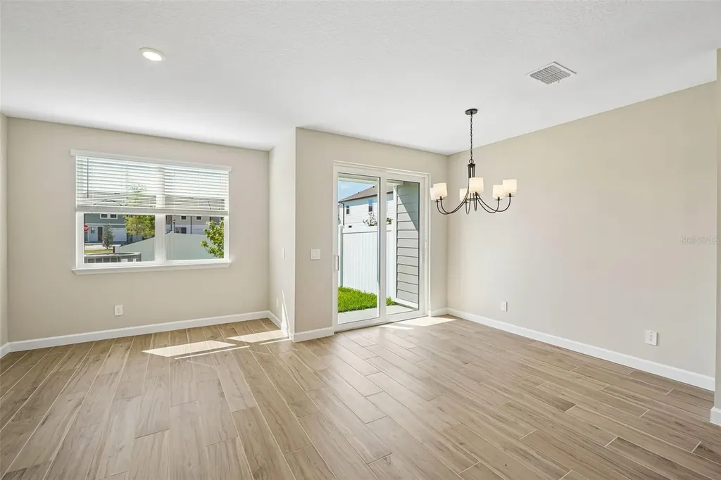 7487 Deer Valley Circle Tampa FL 33635