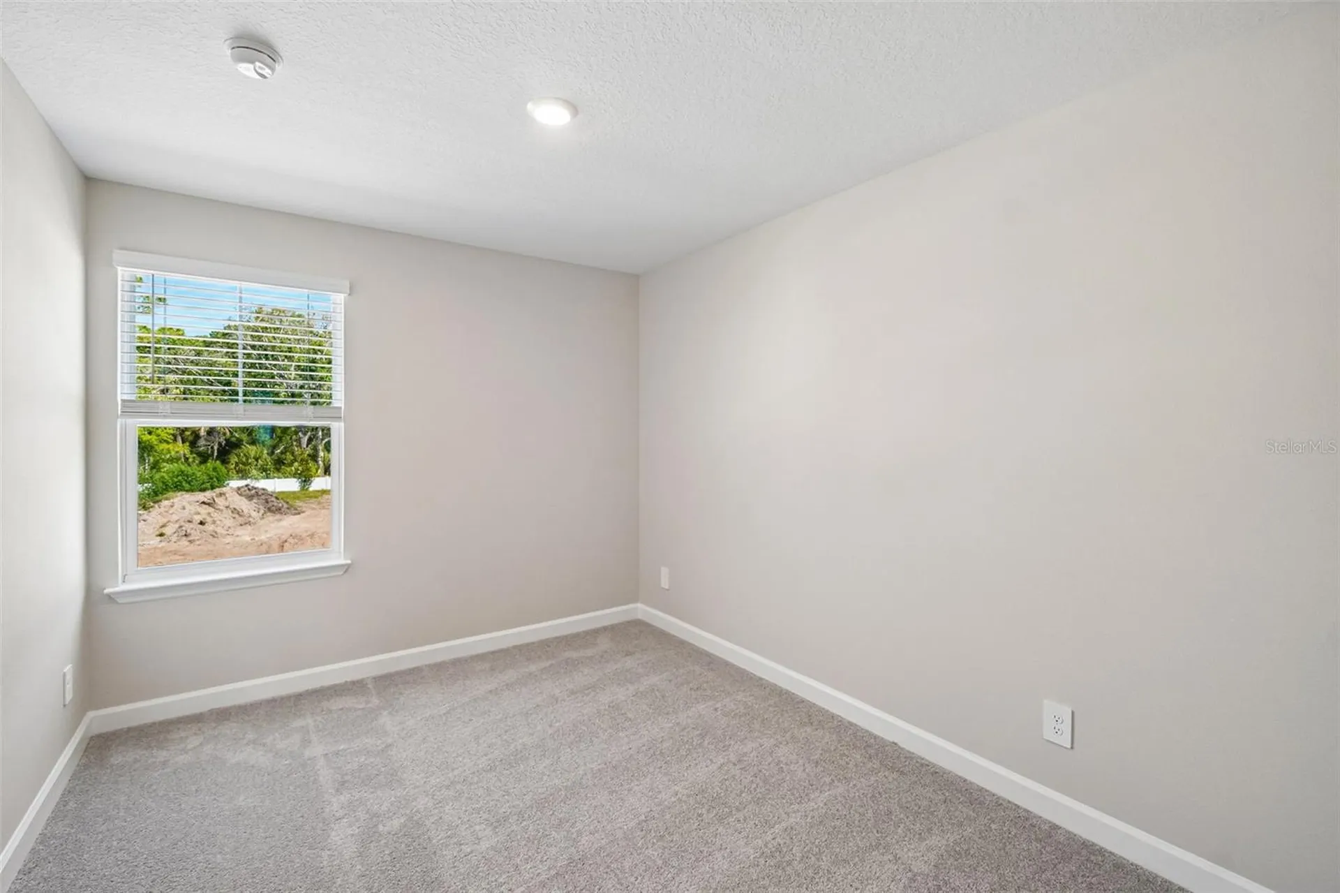 7487 Deer Valley Circle Tampa FL 33635
