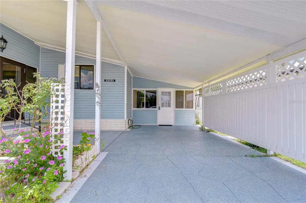 35123 Colony Hills Drive Zephyrhills FL 33541