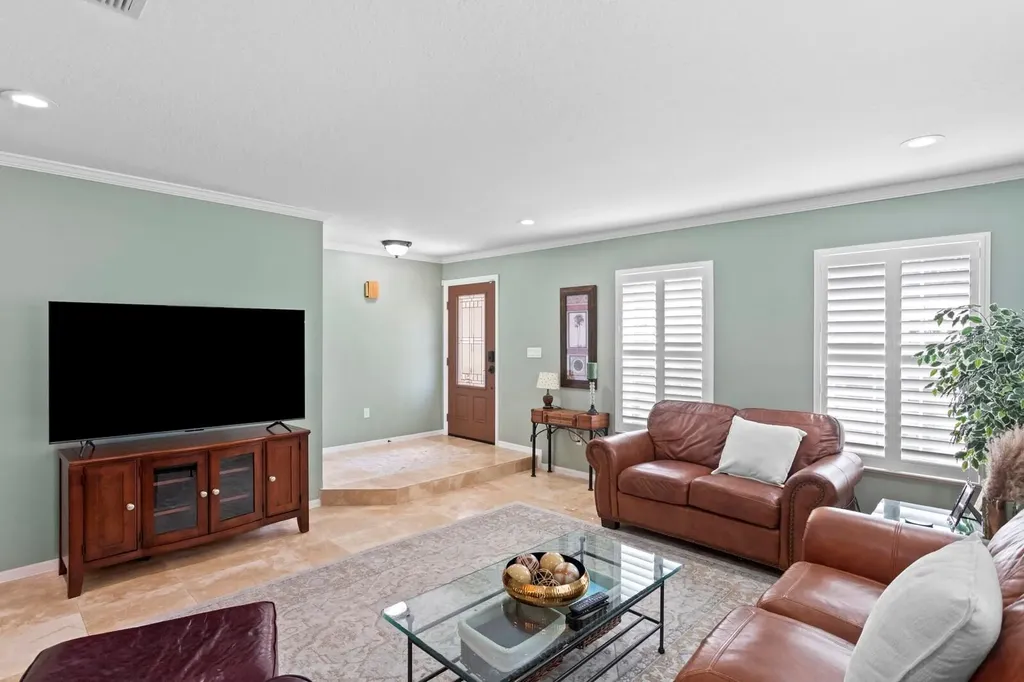 1107 Glenn Lane Safety Harbor FL 34695