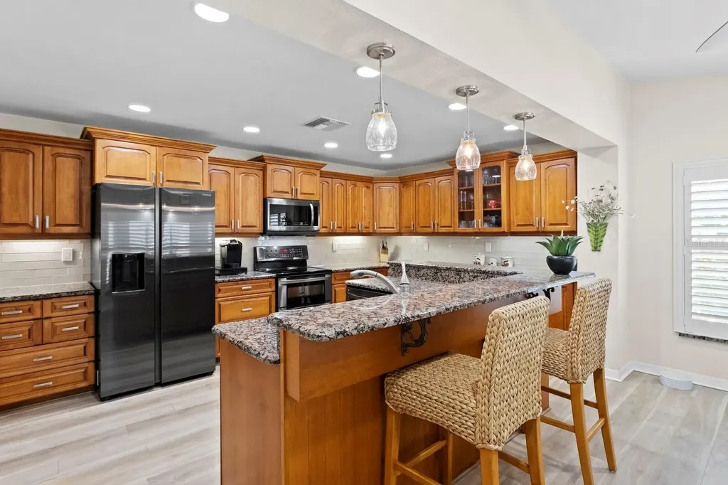 1107 Glenn Lane Safety Harbor FL 34695