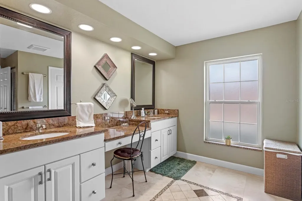 1107 Glenn Lane Safety Harbor FL 34695