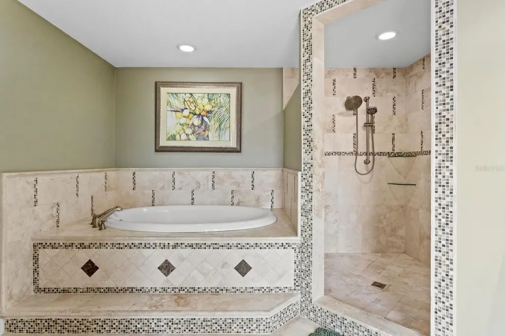 1107 Glenn Lane Safety Harbor FL 34695