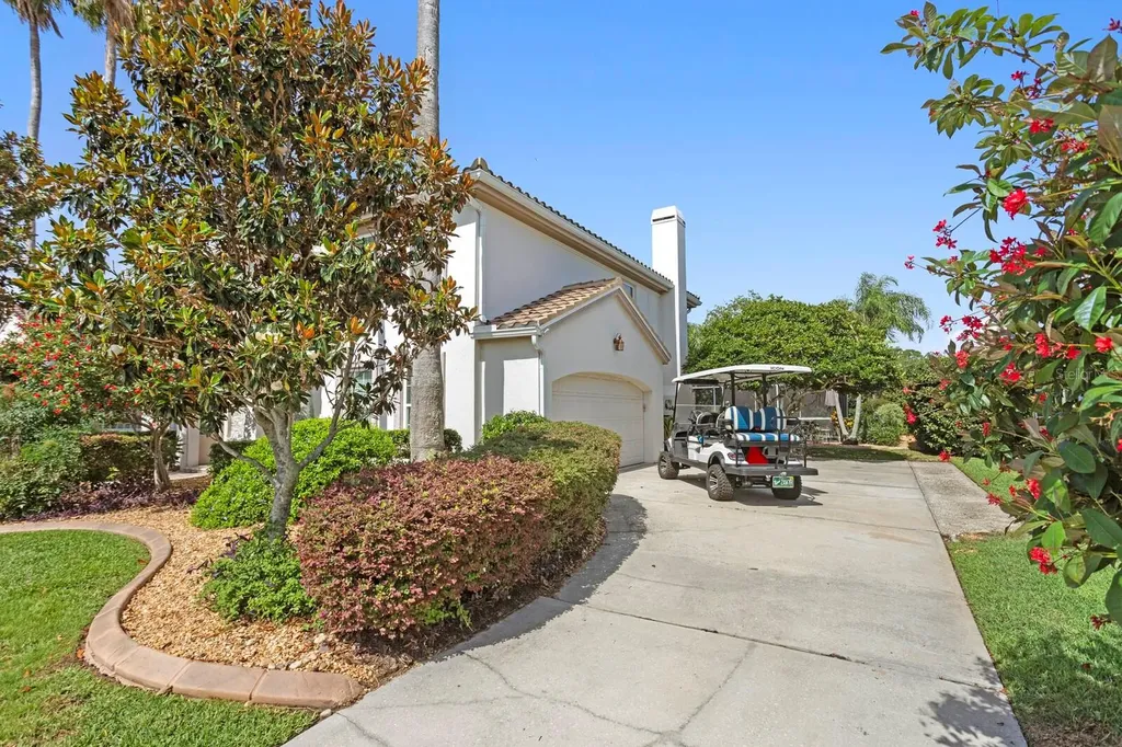 1107 Glenn Lane Safety Harbor FL 34695