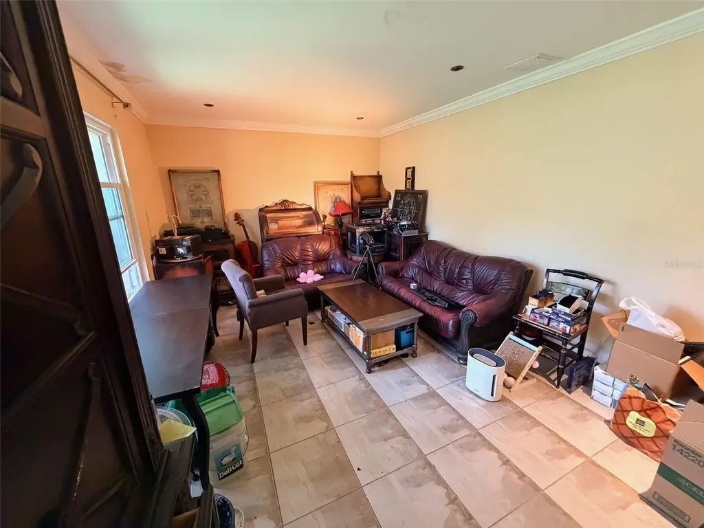 4238 Watermill Avenue Orlando FL 32817