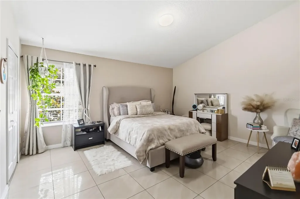 1120 N Fairway Drive Apopka FL 32712