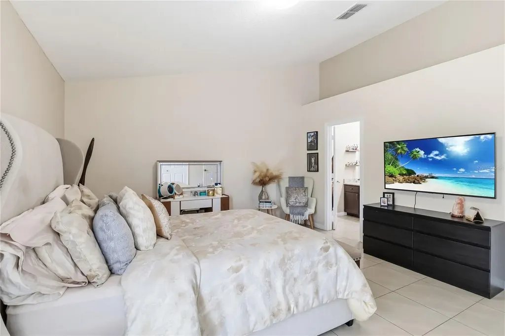 1120 N Fairway Drive Apopka FL 32712
