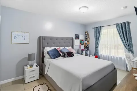 1120 N Fairway Drive Apopka FL 32712