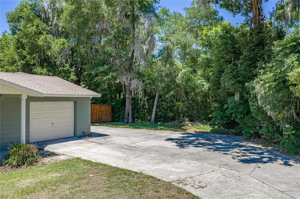 37634 Hidden Park Court Dade City FL 33525