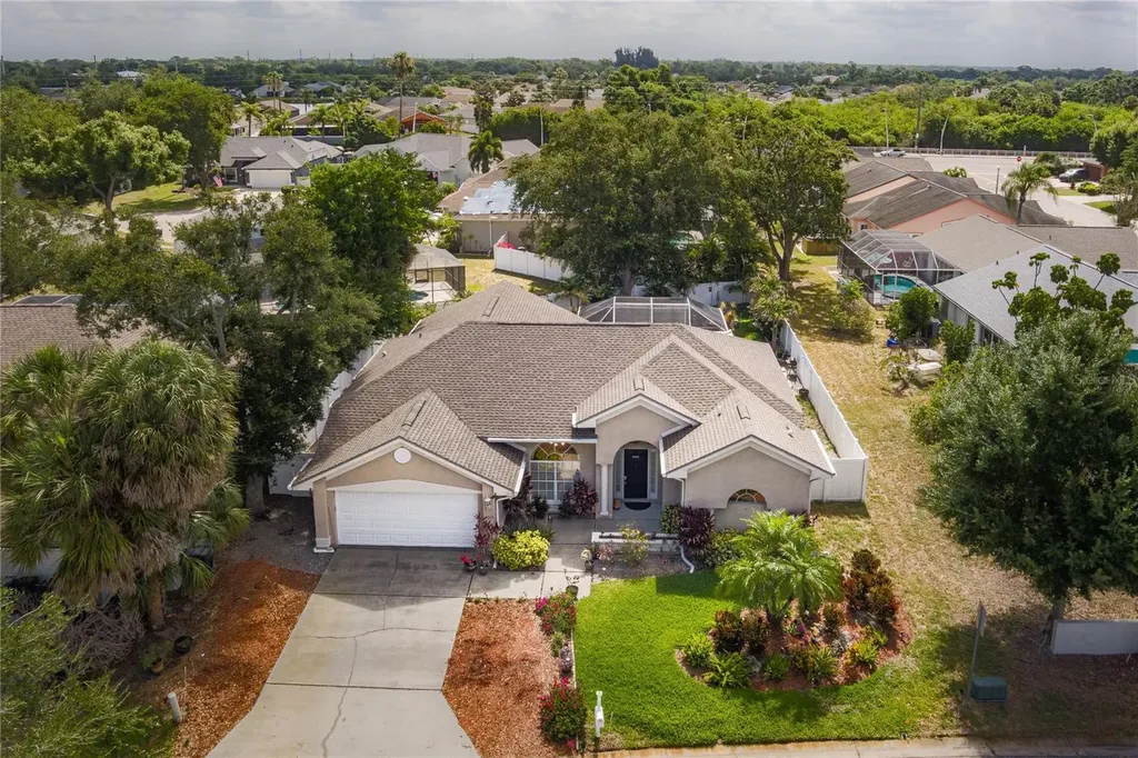 4513 Peridia Boulevard E Bradenton FL 34203