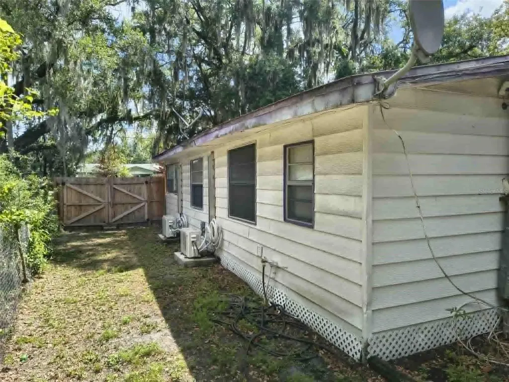 611 Short Street Plant City FL 33563