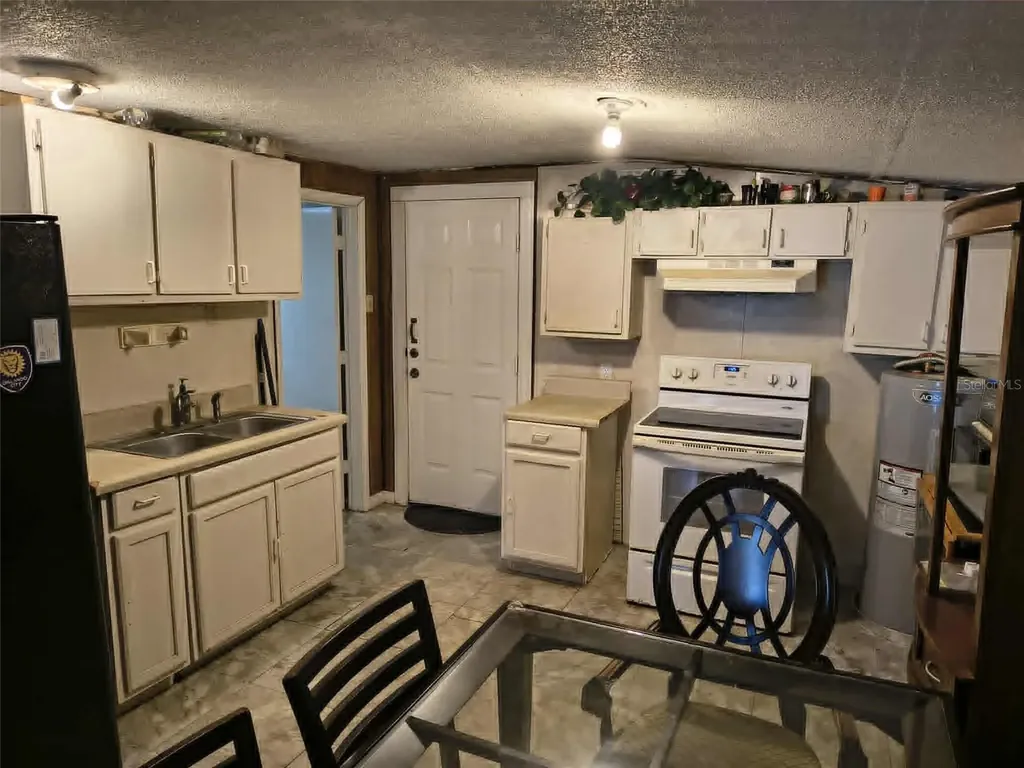 611 Short Street Plant City FL 33563