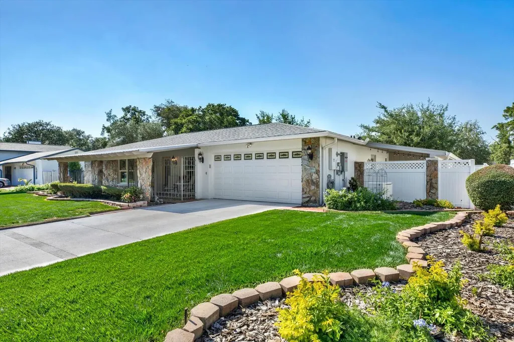 6625 Baybrooks Circle Tampa FL 33617