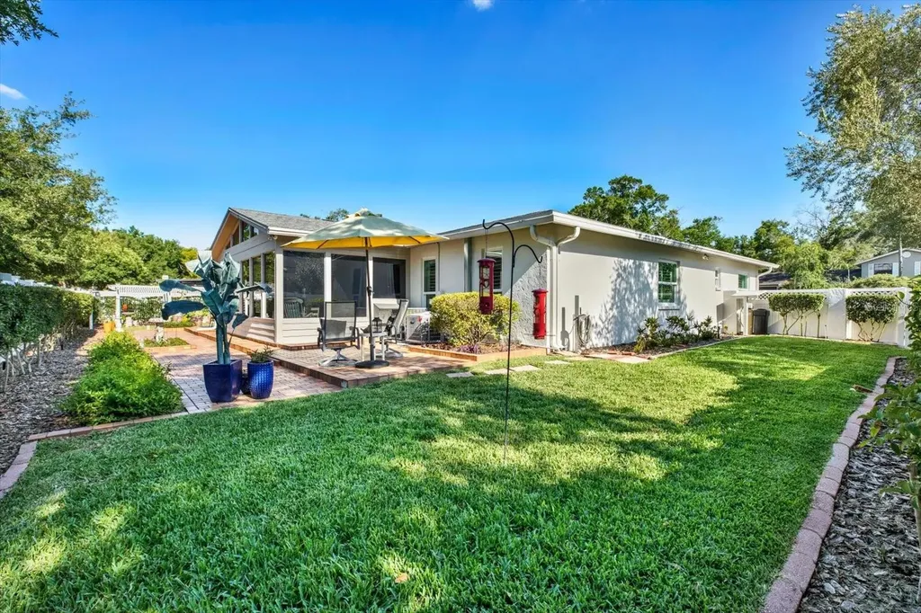 6625 Baybrooks Circle Tampa FL 33617