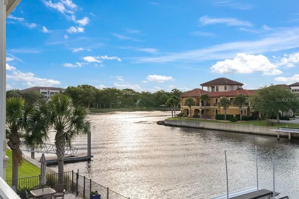 18 Spinaker Circle Palm Coast FL 32137
