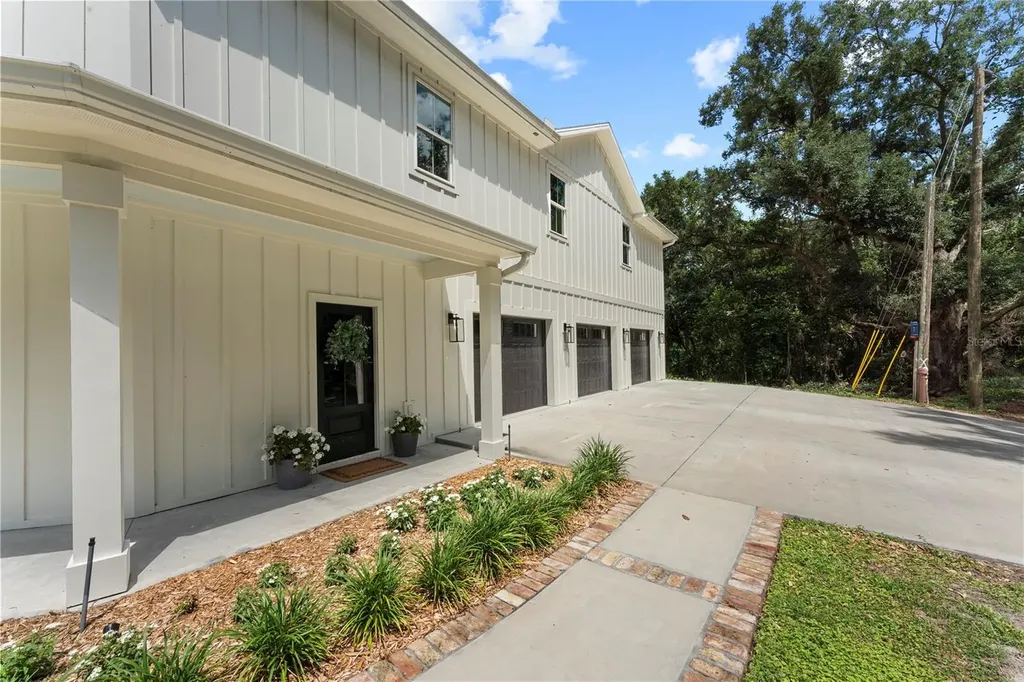 16217 Lake Johns Circle Winter Garden FL 34787