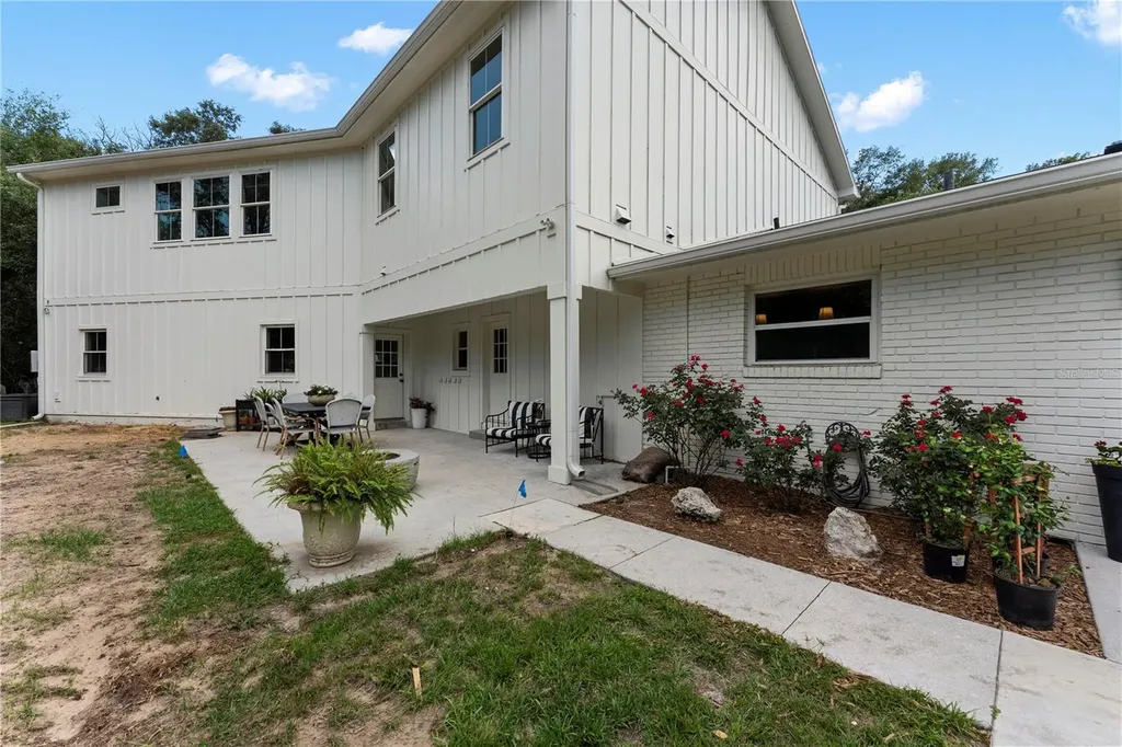 16217 Lake Johns Circle Winter Garden FL 34787
