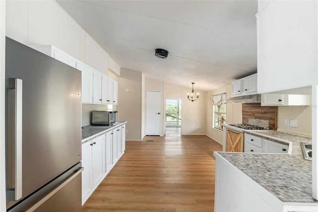 9950 SE 136th Terrace Dunnellon FL 34431